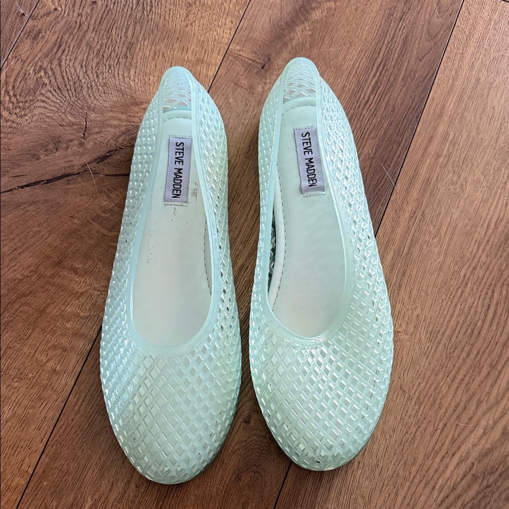 Steve Madden Jelly Flats